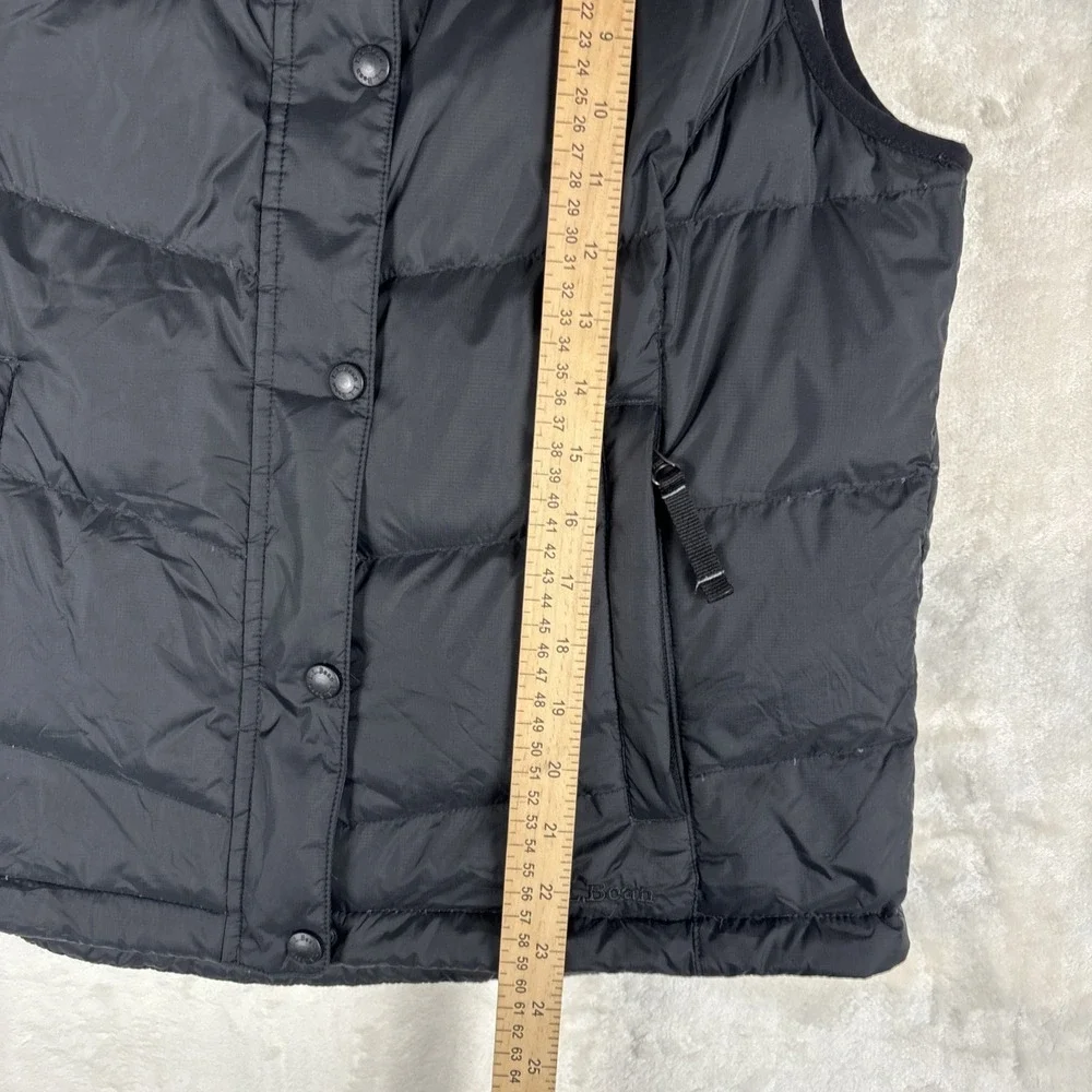 L.L.Bean Womens M Goose Down Puffer Vest Black Snap Front‎ Warm Cozy Preppy Chic